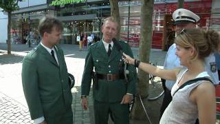 Neue Polizeiuniformen kommen bei Mindener Bürgern gut an [upl. by Birgit388]