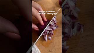 How to cut onions WITHOUT tearing onion onioncutting kitchenhacks [upl. by Rowney]