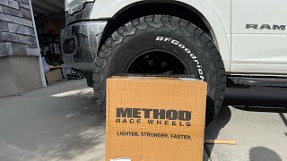 UNBOXING DAY 🤙🏼 4 reasons I got these Method 704 HDs for my Ram 2500 build [upl. by Brok778]