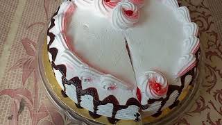 Beautifull Cake Short بہت خوبصورت کیک CookingWithMinahal Short [upl. by Gilliam]