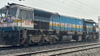 GIR LION SABARMATI WDP4D Leading VeravalJabalpur Express  Wdp4d  Indian Railways [upl. by Magnien125]