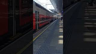 S1 nach Marchegg in Wien Praterstern train trainspotting trainspotter railway [upl. by Adlai299]