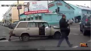 Accidente rutiere in Rusia 2012 [upl. by Laband167]