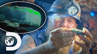 The Bushmen Find 7K Worth Of Opal In A Claim They Paid 8K For  Outback Opal Hunters [upl. by Armando]