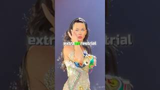 Katy Perry debunks her VIRAL Eye Twitch 😳🤖 [upl. by Lewej]