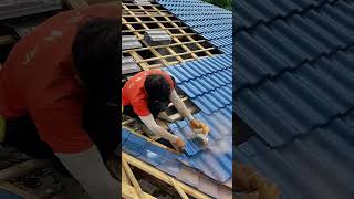 Construction process of blue glazed tile roof [upl. by Corso]