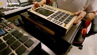 MPC Live II Gold Edition quick unboxing [upl. by Odrautse327]