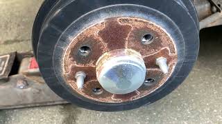 Fiat 500 alloy wheel corroded onto the hub removal and replacement [upl. by Nwahsear355]