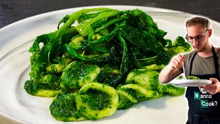 Come si preparano le orecchiette con le cime di rapa ricetta originale [upl. by Deron]