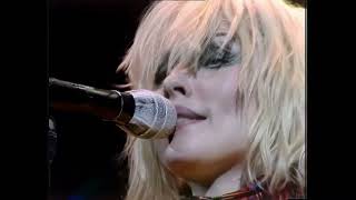 BLONDIE  19791231 Glasgow Appolo Theatre  Sunday Girl HD [upl. by Nadabb]