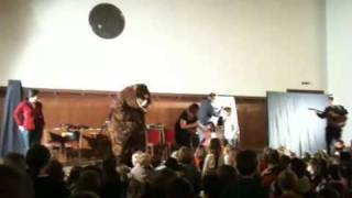 The GruffaloSong  Das Grüffelolied by Julia Donaldson LIVE [upl. by Neersin]