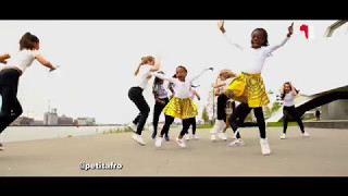 100AfroDance Vol 3 Petit Afro  4K VIDEO HRN VIDEO [upl. by Nenney]