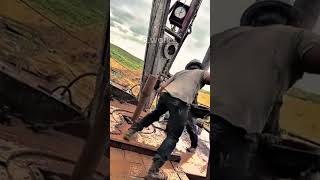 Floorman Work over job rig floor drilling oil tripping [upl. by Nahsad]