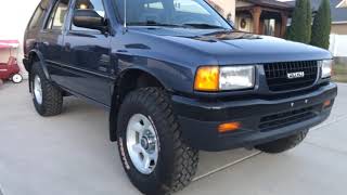 1995 Isuzu Rodeo Walkaround [upl. by Hosfmann]