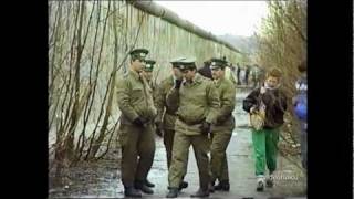 24Februar 1990 am Brandenburger Tor Zeitgeschichte live [upl. by Adimra885]