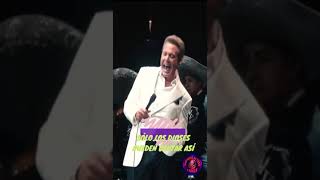 LUIS MIGUEL SABES UNA COSA en VIVO [upl. by Kory]