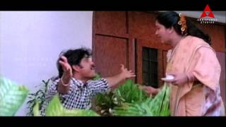 Nagarjuna Requesting For Car Keys Comedy Scene  Ninne Palladatha Movie [upl. by Dworman]