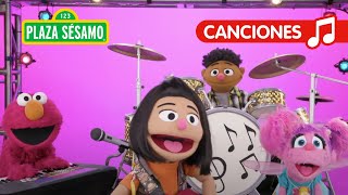 Plaza Sésamo ¡Escucha a la nueva banda de Elmo y los mejores amigos  Canciones [upl. by Rickert]