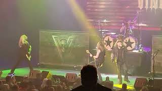 Vince Neil Looks That Kill Tulsa Ok 1122024 [upl. by Adyl]