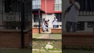 Broma de La caja 🤑 parati humor viralvideo [upl. by Hainahpez]