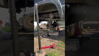 Rear Axle Wheel Bearing Puller lifehack shorts [upl. by Hardwick]