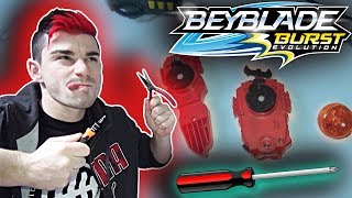 Réparer ses lanceurs BEYBLADE BURST EVOLUTION  DÉMONTAGE et REMONTAGE  BONUS FAFNIR RC [upl. by Tnilc]