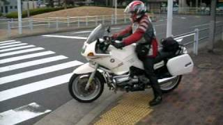 2011 01 03 BMW R1100RS Move away [upl. by Alwitt700]