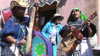 Bellísima Canción en Huichol [upl. by Hebrew]