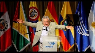 Mujica  Mejor discurso [upl. by Anialam]