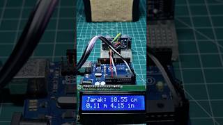 Ini bukan penggaris biasa 🤫 arduino arduinoproject coding elektronika [upl. by Yrneh]