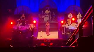 RAYE performing at Fox Theater Oakland on 11323 FULL CONCERT My 21st Century Blues Tour [upl. by Gorski]