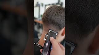 Taper fade  тейпер фейд barber fade fademaster barbershop haircutting taperfade midfade [upl. by Lrak995]