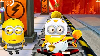 Baby minion runs in Prison map to see Red Zones  Minion rush old version [upl. by Gelman332]