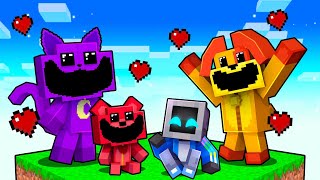 Having a SMILING CRITTERS FAMILY in Minecraft [upl. by Anaila]