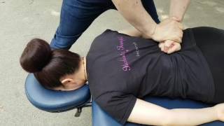 Tuina massage In a London Park Lower back pain taster treatment 推拿 [upl. by Lally]