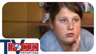 Die Auswirkungen von Tourette auf das tägliche Leben  Focus TV Reportage [upl. by Fitz115]