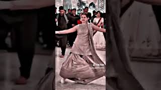 Hania amir viral dance video haniaamir trending viralvideo [upl. by Larentia184]