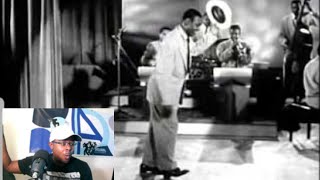 FIRST MOONWALK EVER Dancers Reaction  Bill Bailey 1955  Apollo Theater [upl. by Feirahs]