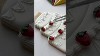 Vintage cake cookie🎂🍓 recipes and supplies linked in my bio cookiedecorating asmr satisfying [upl. by Asilenna909]