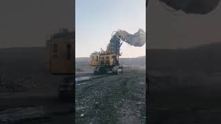 CAT 6090 Caterpillar fanBig giants [upl. by Adnicaj]