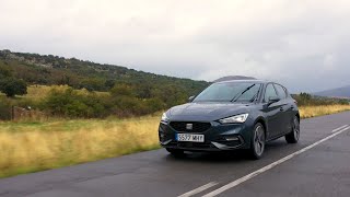 Seat León eHybrid  Prueba  Review en español  Centímetros Cúbicos [upl. by Lethia]