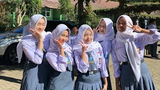 MINI VLOG AT SCHOOL 🏫🎀 [upl. by Ahselrac420]