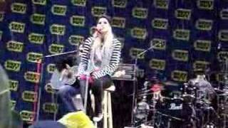 Avril Lavigne free performance for Best Buy 4 [upl. by Fischer]