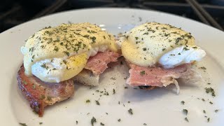 How to Make Eggs Benedict with hollandaise sauce [upl. by Anoiuq]