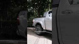 Você colocaria a toyotadobrasil Hilux SRX Plus pra trabalhar a suspensão reforçada em algumas trilh [upl. by Norreht]