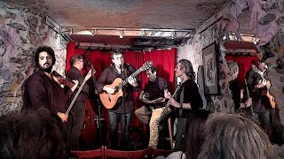 quotLes jetés de lencrequot Au Petit Théâtre du Bonheurquot à Montmartre Paris  vidéo Dany Fischer [upl. by Shien]