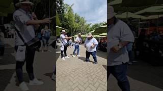 El gordito Bailarín 🕺🏻😂🇨🇴 baile trovas tintoypastor humor trovadores [upl. by Kahaleel]