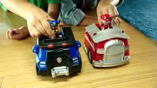 Zabawka PSI PATROL RADIOWÓZ  WÓZ STRAŻACKI Cobi Paw Patrol [upl. by Maurilla]