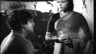 ETHIR PAARAATHATHU OLD TAMIL FILM PART 8 [upl. by Lapo]