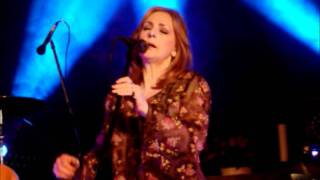 Moya Brennan  Mhorag´s Na Horo Gheallaidh amp Alasdair MacColla [upl. by Fina333]